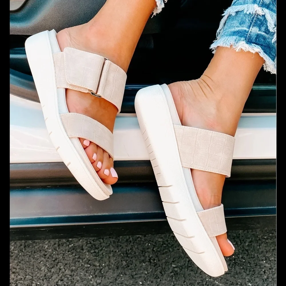 Vans Cayucas Slide Mega Platform sandals with premium suede straps
